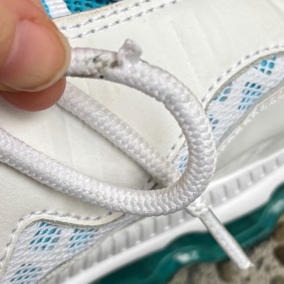 Nike Air Max Jr Chlorine Blue White 2011 Basketball 442478-100 Men's Size 10.5 - Picture 9 of 12